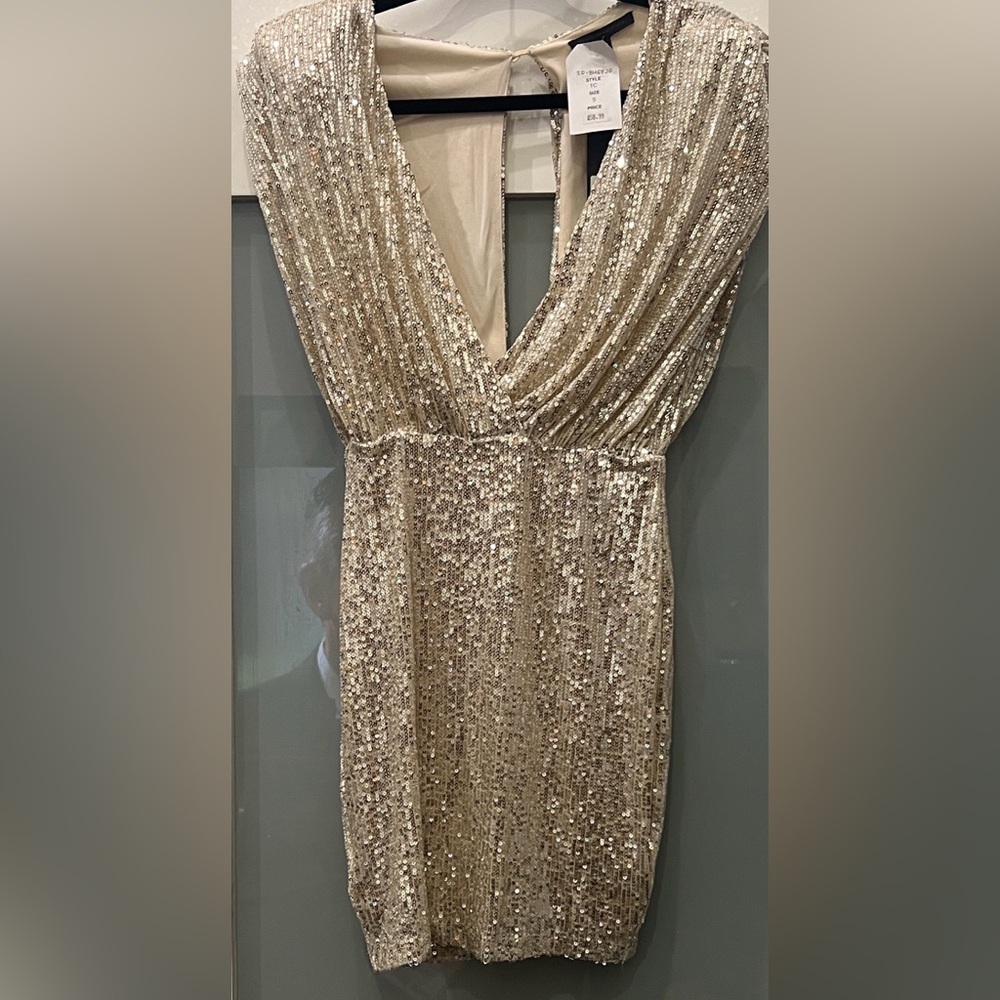 BRAND NEW NWT Symphony Mini DressPlunging Neck-Open Back-Gold Sequin Fabric Sz S
